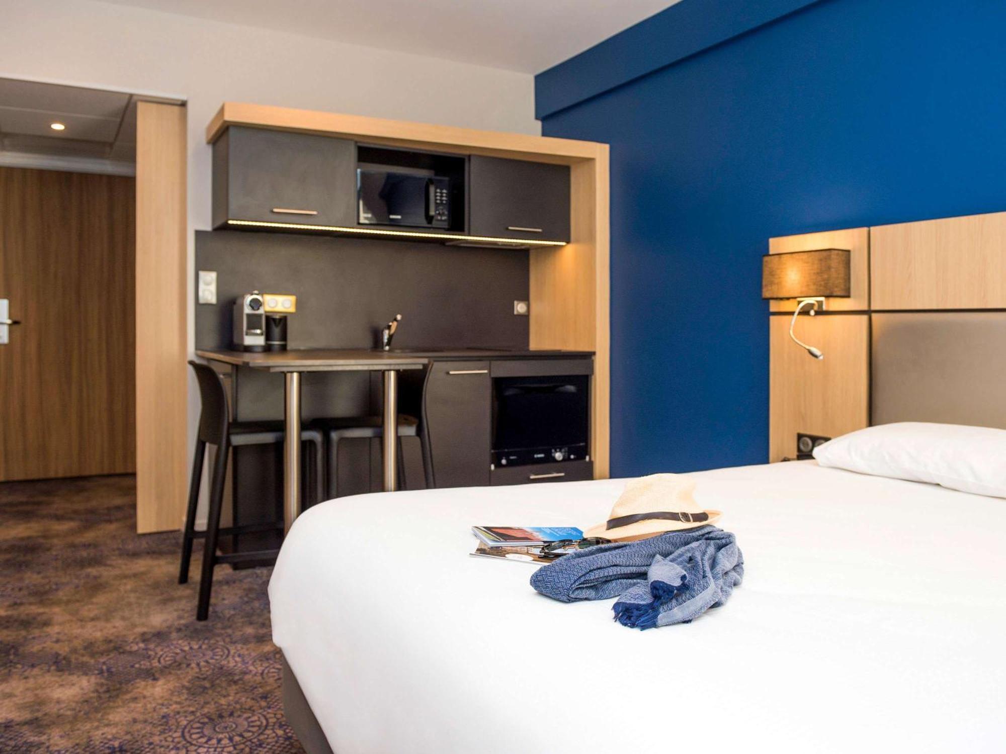 Hotel Mercure Rodez Cathedrale Екстериор снимка