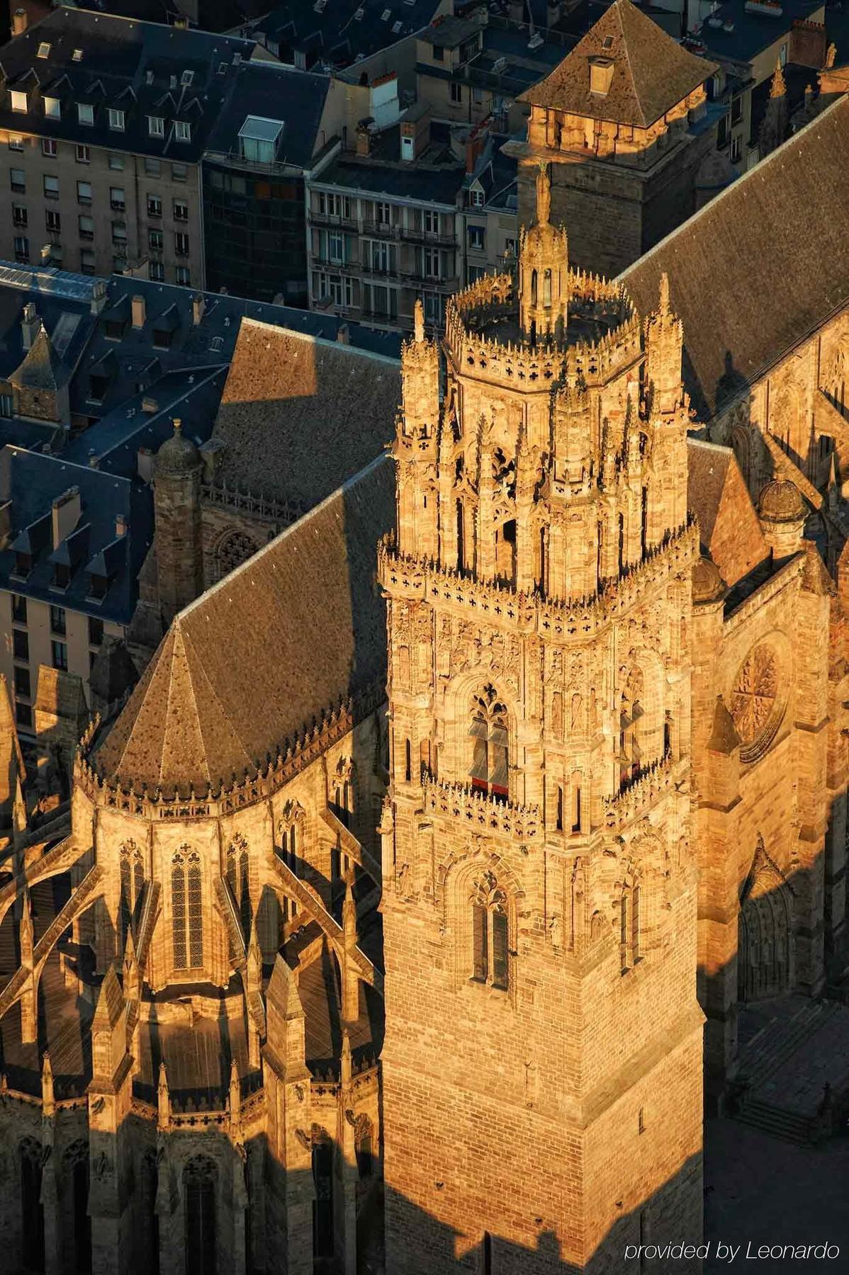 Hotel Mercure Rodez Cathedrale Екстериор снимка