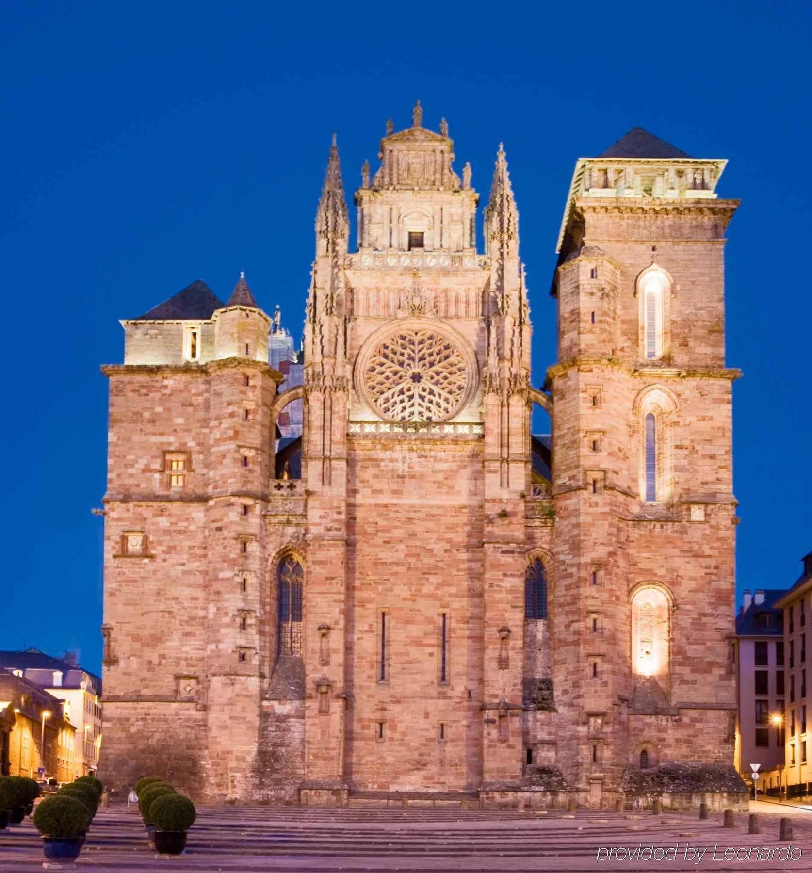 Hotel Mercure Rodez Cathedrale Екстериор снимка