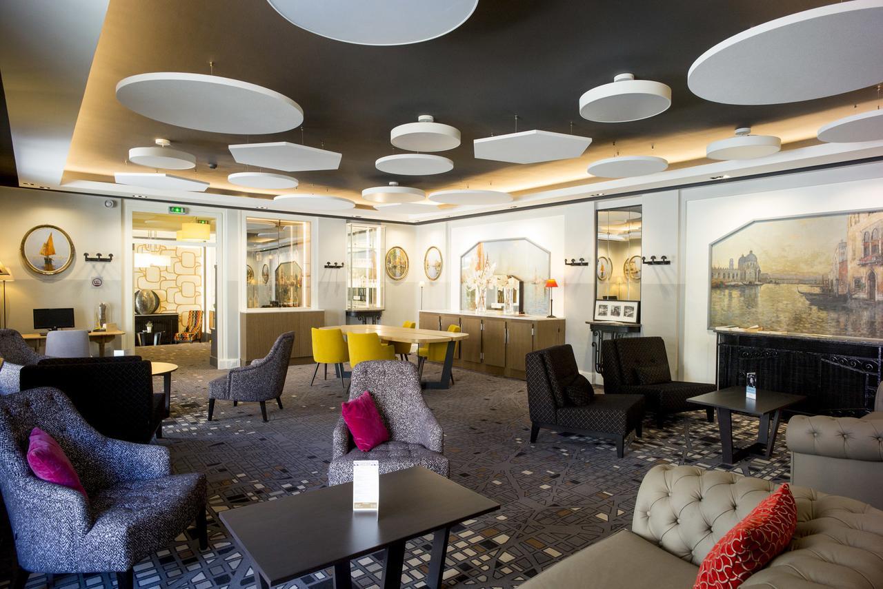 Hotel Mercure Rodez Cathedrale Екстериор снимка