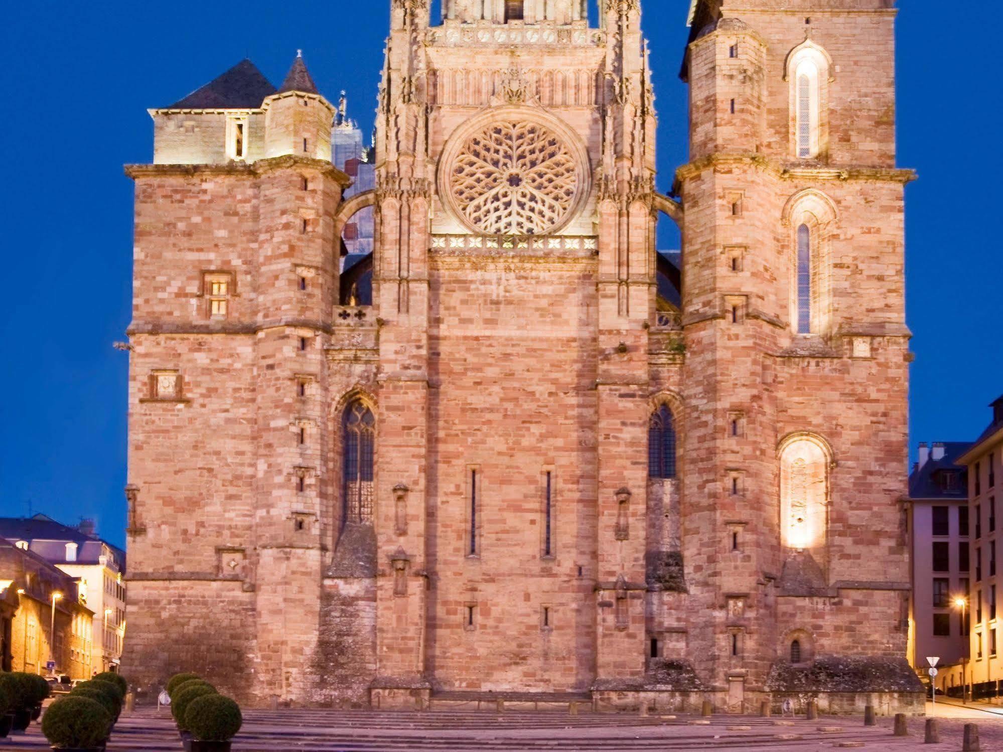 Hotel Mercure Rodez Cathedrale Екстериор снимка