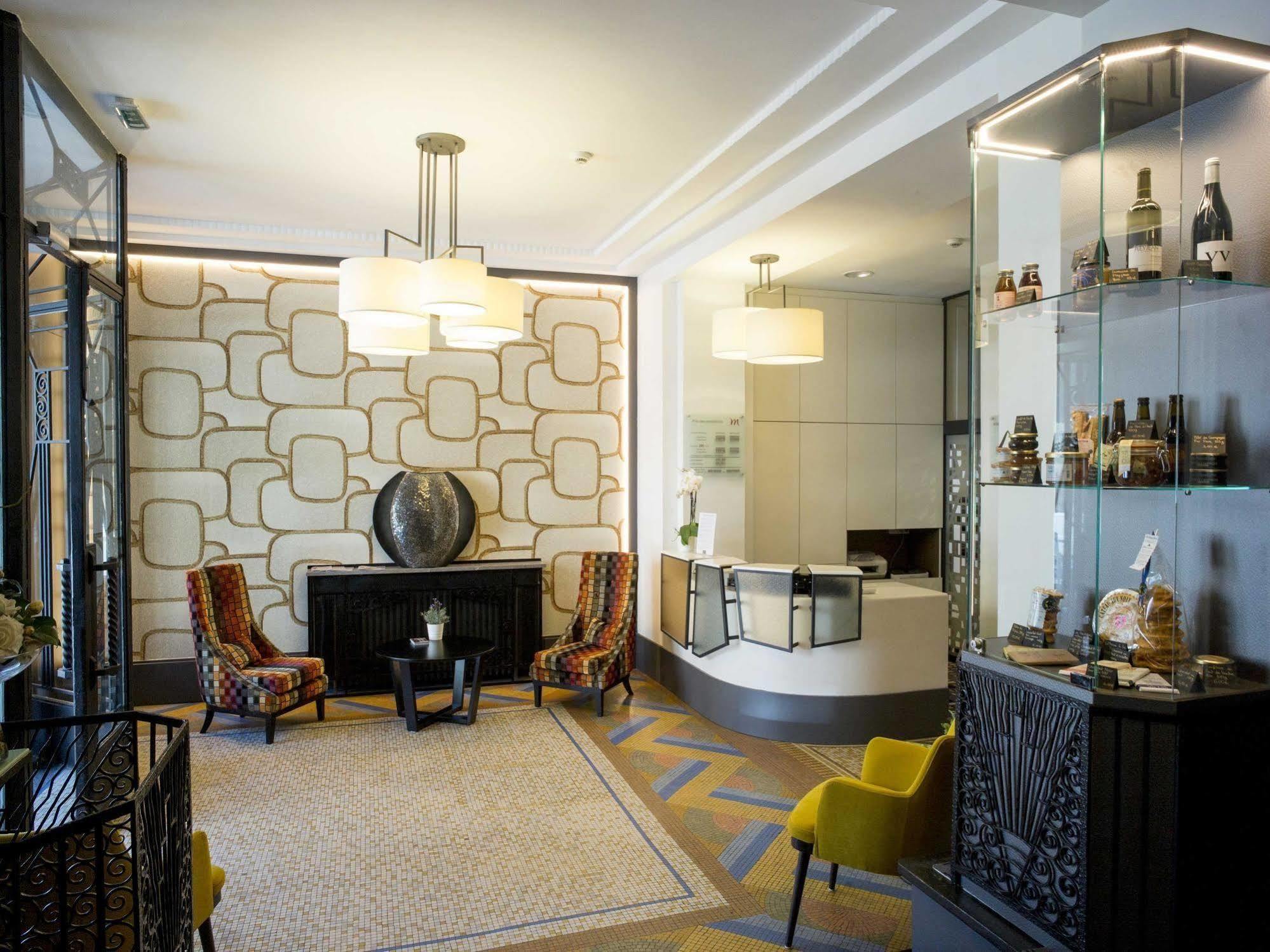 Hotel Mercure Rodez Cathedrale Екстериор снимка